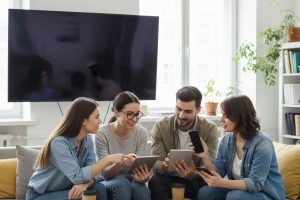 Les meilleures applications TV gratuites pour regarder en direct